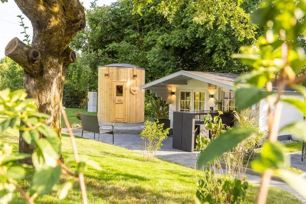 Chalet Vitaspa - Whirlpool & Sauna Privatspa Pegnitz