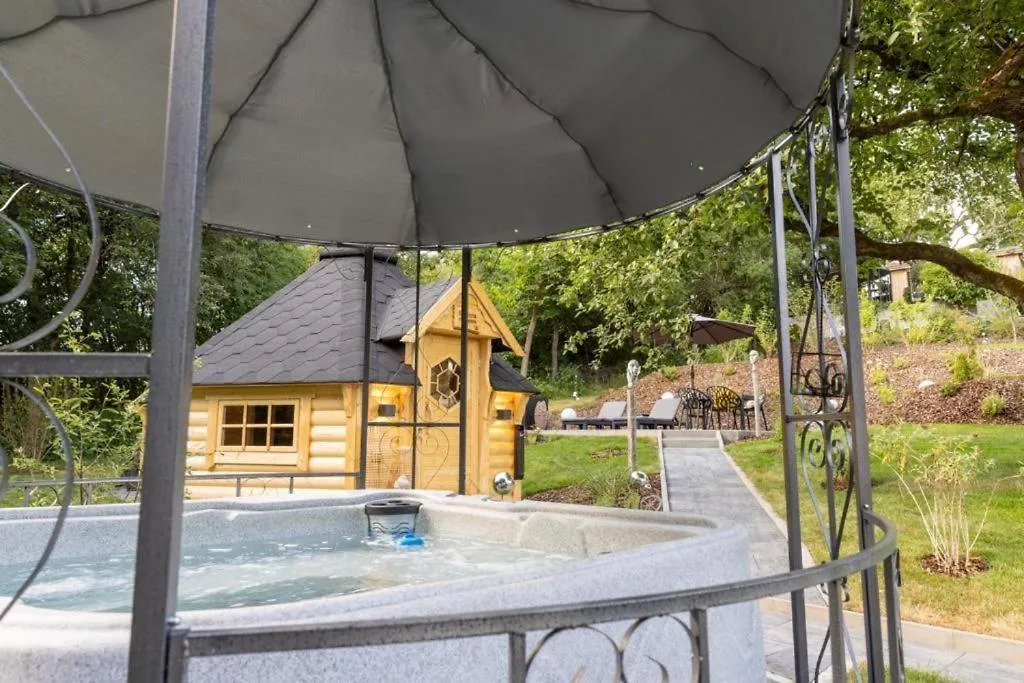 Chalet Vitaspa - Whirlpool & Sauna Privatspa Pegnitz