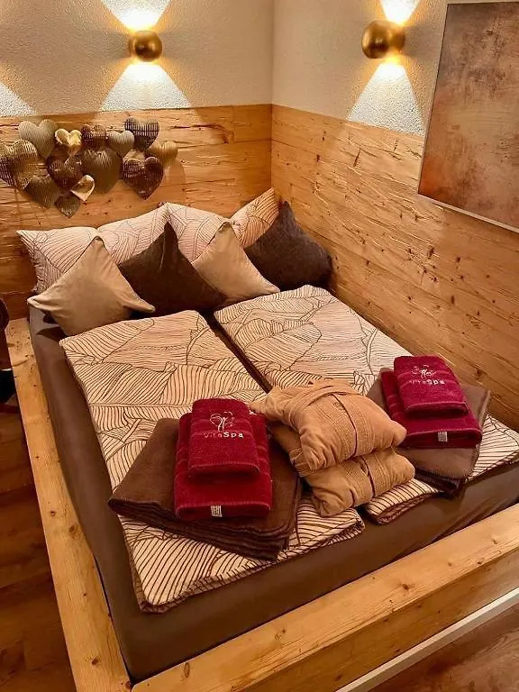 Chalet Vitaspa - Whirlpool & Sauna Privatspa Pegnitz